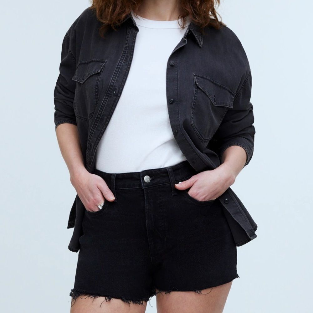 Madewell Classic Black Denim Skirt with raw hem size 32